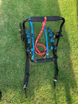 Predám nosič na bicykle na zadné dvere kufra Btwin 320