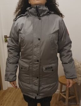 Dámska páperová bunda Canada goose