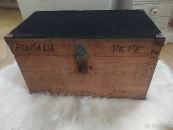 Stará drevená bedňa