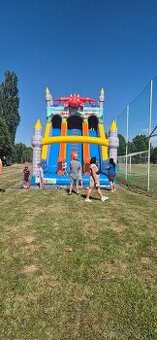 Nafukovacia šmykľavka