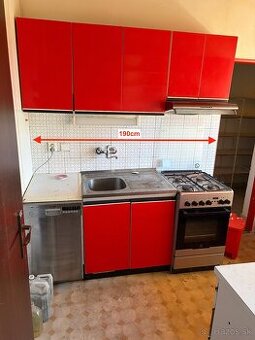 DARUJEM kuchyňu s niektorými spotrebičmi