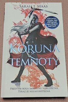 Kniha Koruna z temnoty od Sarah J.Maas