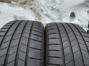 2x Bridgestone 225/45R18