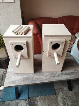 Búdka, búdky , papagáj, Alexander