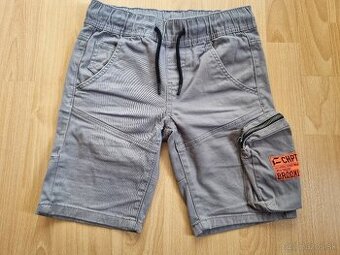 Chlapčenské kraťasy zn. Chapter Young, veľ. 140