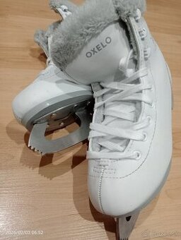 Dievčenské korčule na ľad