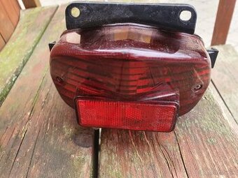 Zadne svetlo Yamaha YZF R6