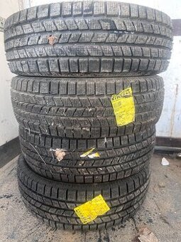 Pirelli 235 65 r18