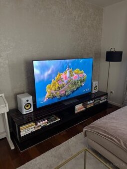 Komoda / Stolík pod TV