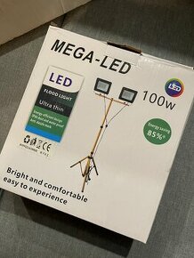 LED stavebný reflektor 100W