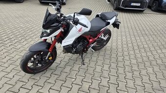 HONDA CB750 HORNET možný odpočet DPH