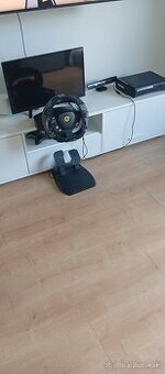 Predám x box projektor volant a LED tv všetko spolu