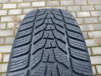 Zimné pneu Hankook Winter Icept EVO 3 215/65 R17 XL