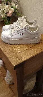 Tenisky Tommy Hilfiger