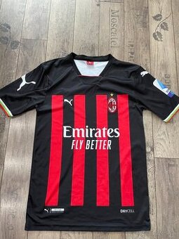 AC Milano dres Rezervovane