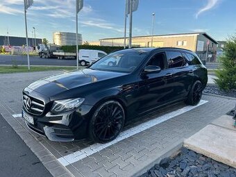 Mercedes-Benz E 220d W213 AMG Line