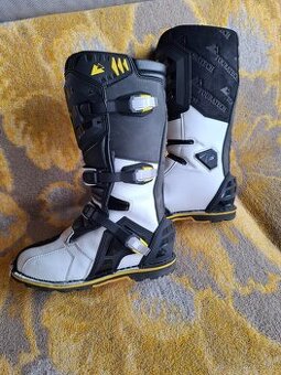 Pánske moto čižmy Touratech