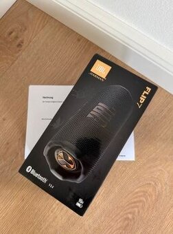 JBL Flip 7 Tomorrowland