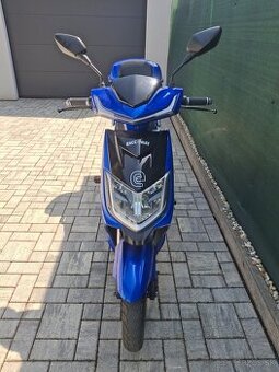 Predám Elektrický skúter Racceway E-Fichtl