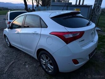 predam diely na hyundai i30 2gen 2014 1,6MPI benzin 89kw mod