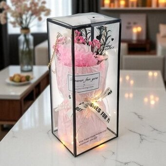 Rúžová mydlová kytica v priesvitnej darčekovej krabičke