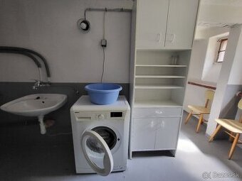 prenájom - CENTRUM - 2 Izbový byt s vlastným vstupom v RD