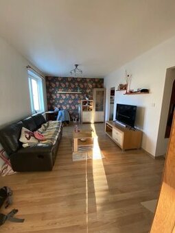 Prenájom 2 izbový byt v centre SNV