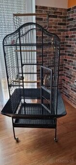 Klietka pre väčších vtáčikov