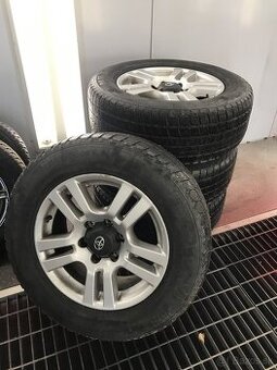 Pneumatiky s diskami Toyota Land Cruiser, Highlux