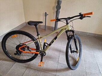 Predám horský bicykel 29kola GT Avalanche ako nový