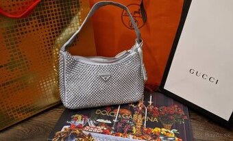 Nova luxusná kabelka Prada reedition crystal silver