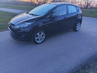 Ford Fiesta 1,6 tdci 66kw  Rok 2010