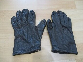 kožené rukavice