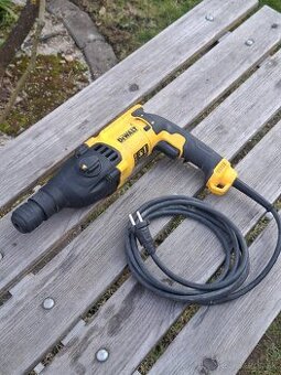 Vŕtacie kladivo príklepová vŕtačka dewalt D25133 -Qs
