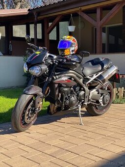 Triumph Speed Triple 1050 RS