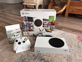 XBOX series S, ako nový, v záruke