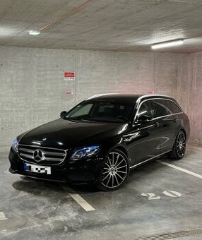 Mercedes Benz E300d