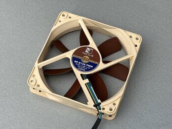 Noctua NF-S12A PWM