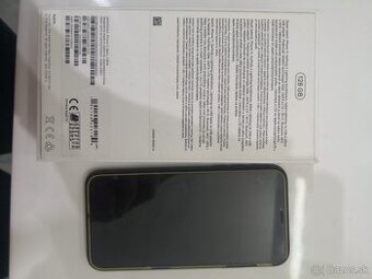 Predám IPhone 11 128 GB