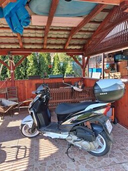 Predám skúter Sym 125 6,5kw