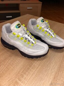 Nike Air Max 95 Multi Swoosh veľ. 43
