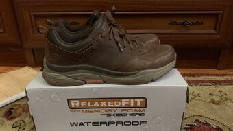 Skechers BENAGO - HOMBRE vel 42 / 9