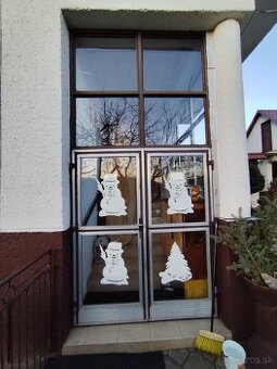 Dvere vchodové