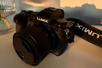 Panasonic Lumix S5 + sigma 45 mm f 2.8 dg dn contemporary