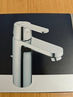 Predam Grohe bateriu (umyvadlo)