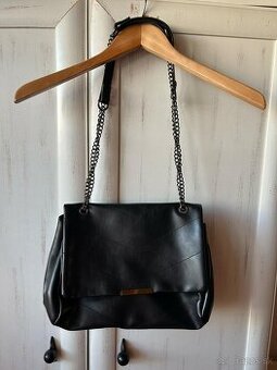 Crossbody kabelka