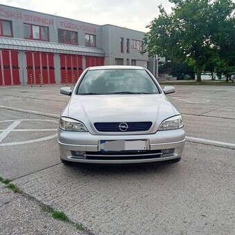 Opel astra G 1.4 16v benzín
