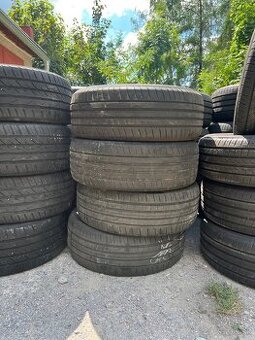 Vredestein 215/55/R17 Letné