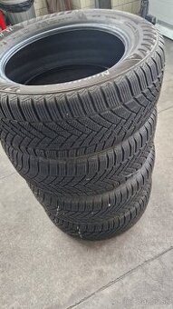 Zimne pneumatiky,225/55r16