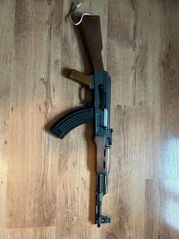 AK-47 airsoft replika